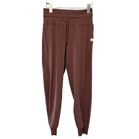 Vuori Daily Jogger Pants - Picture 2 of 4